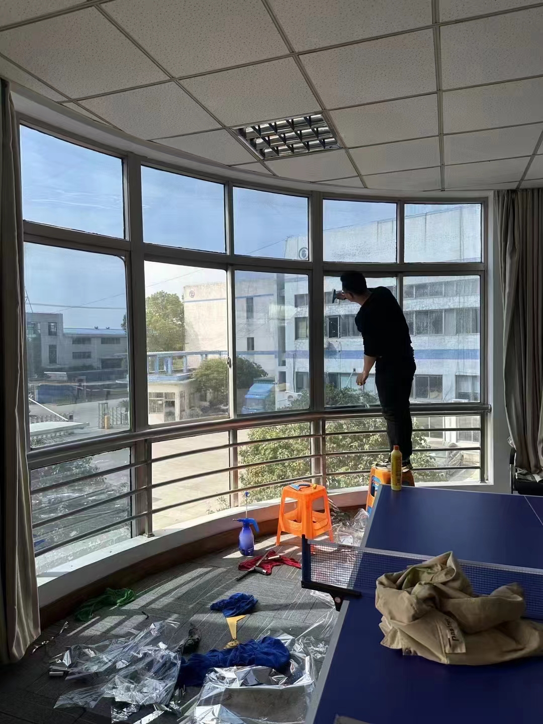 办公室隔热膜